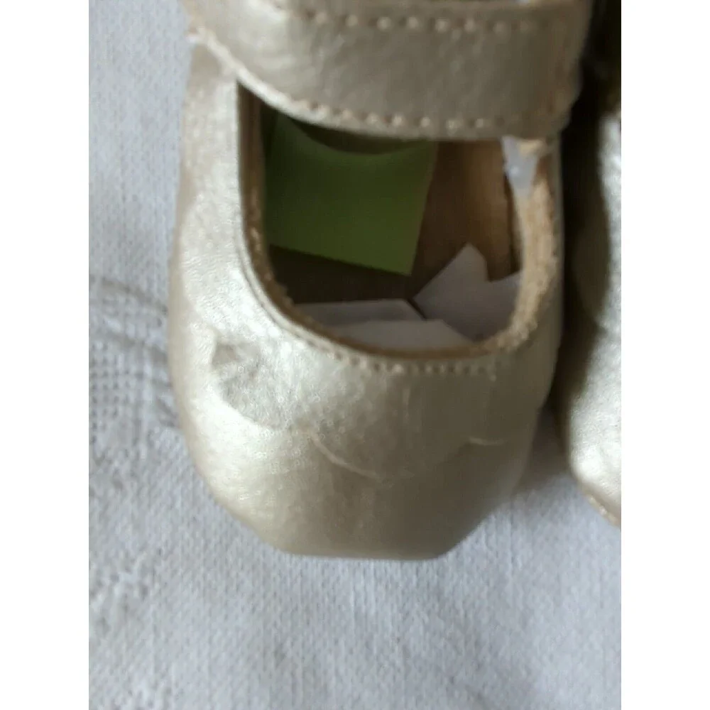 Valen Sina Baby Toddler Girl Shoes Glittery Gold Size 1 NEW